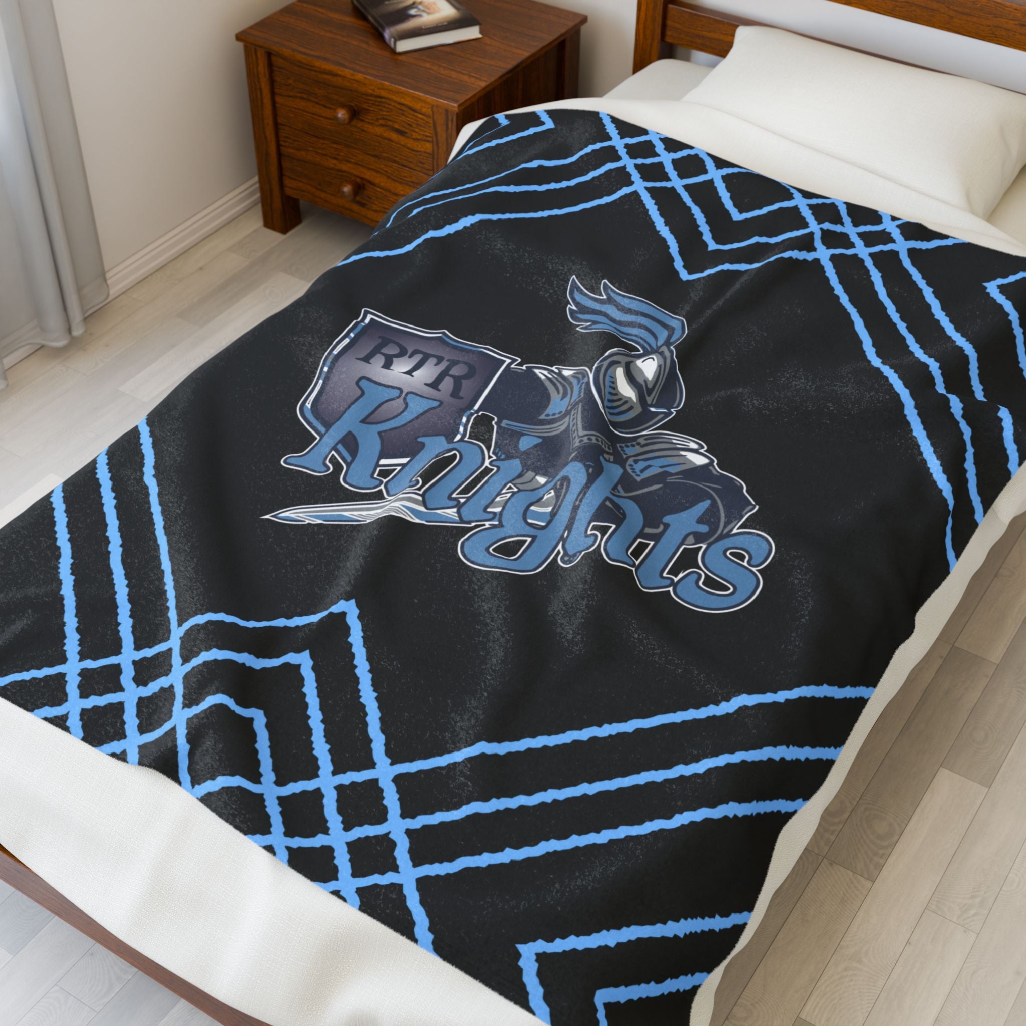 School Spirit Velveteen Plush Blanket — Cozy Campus Pride Throw